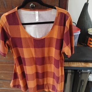 Lularoe top